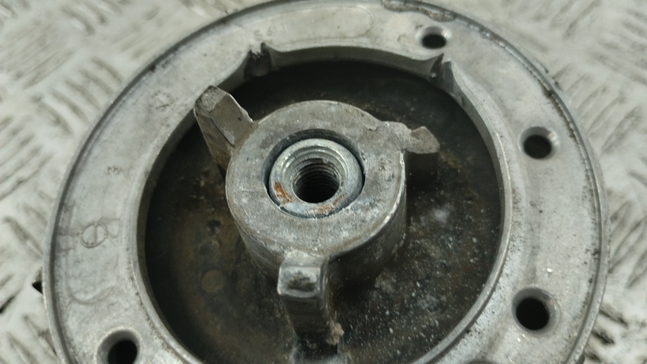 Опора двигателя