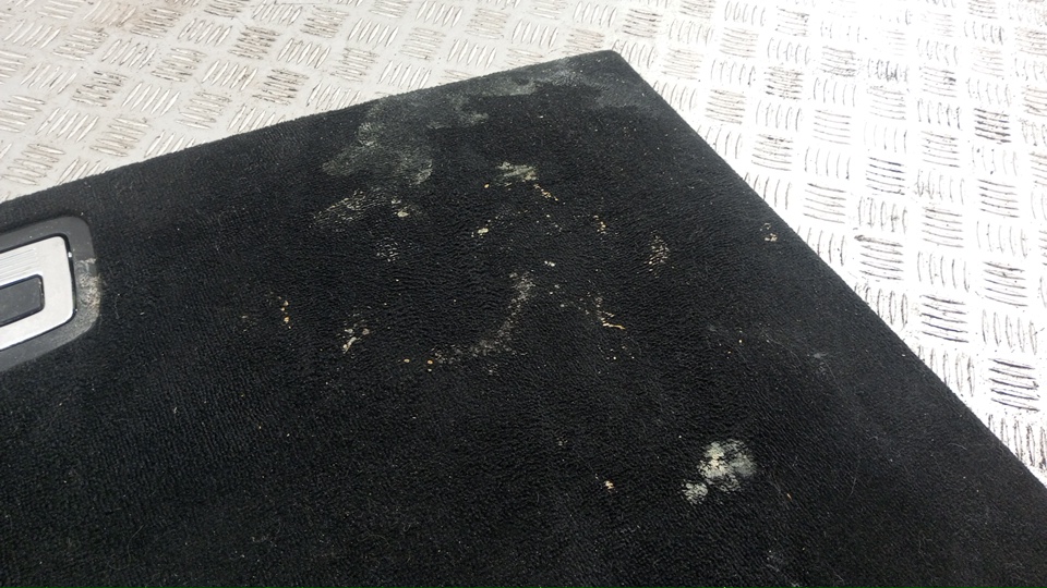 Пол багажника