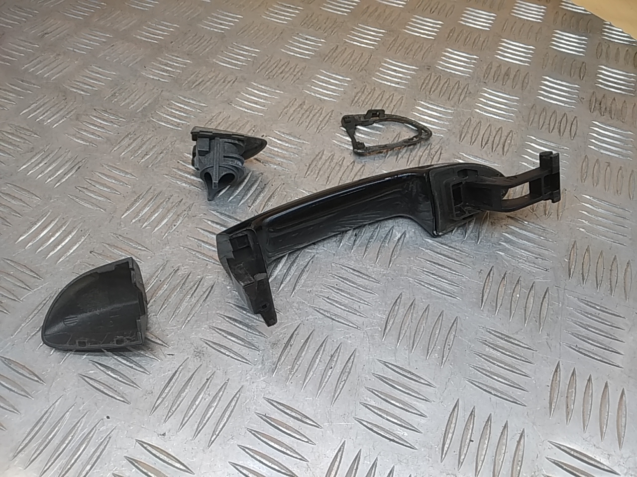 Ручка двери задней наружная правая