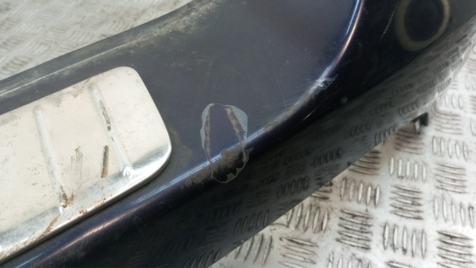 Бампер задний