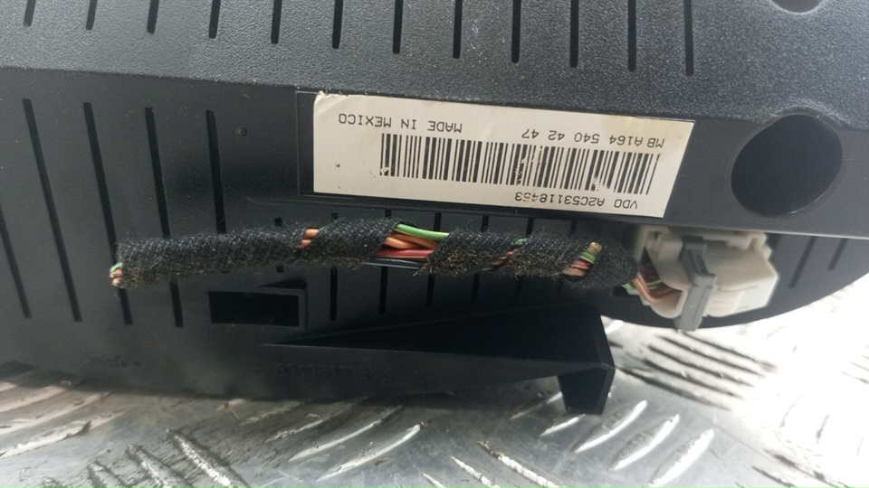 Панель приборов