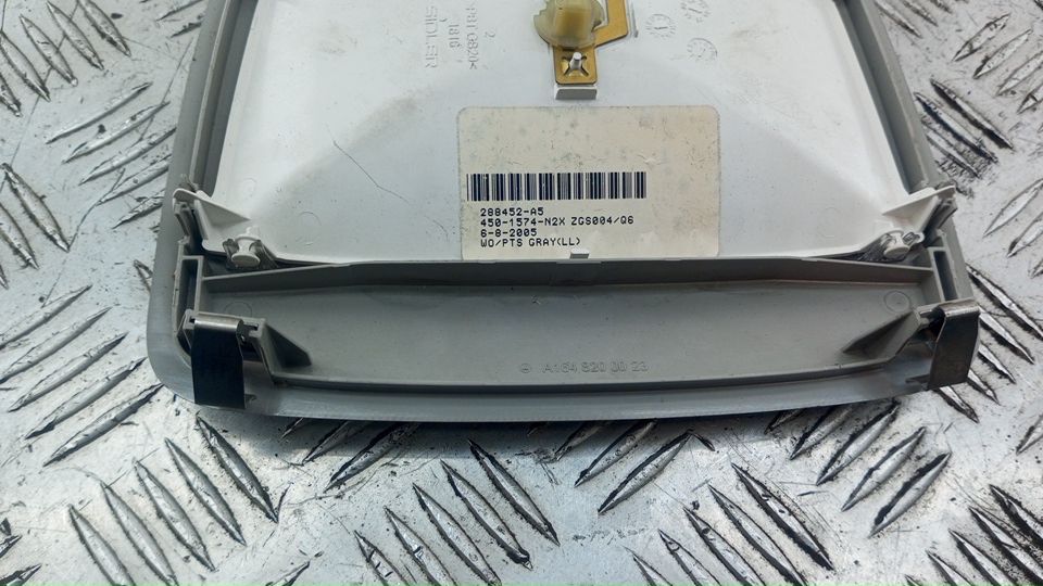 Плафон салонный