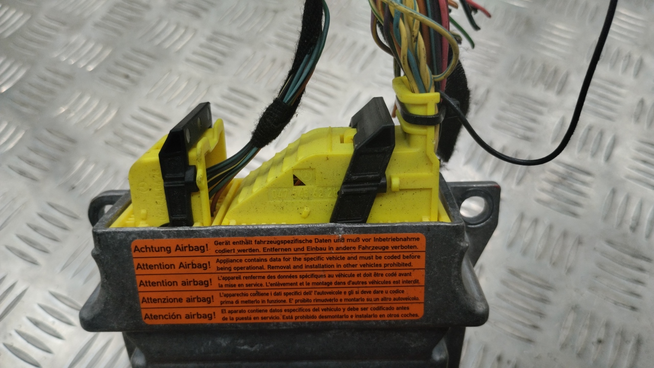 Блок управления подушек безопасности (AIR BAG)