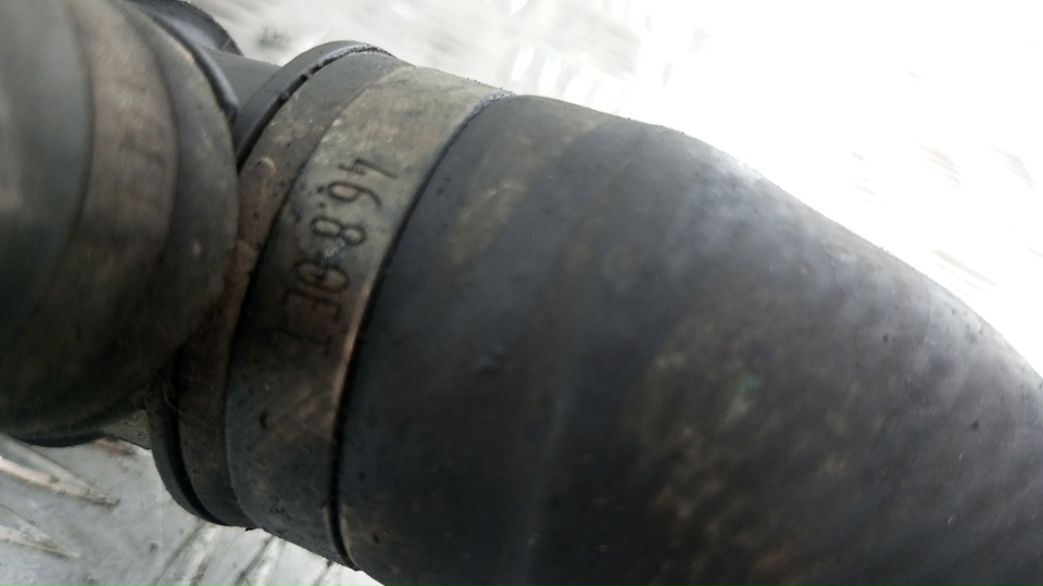 Патрубок радиатора