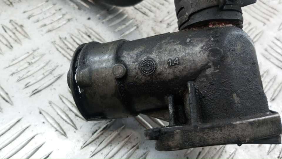 Тройник системы охлаждения