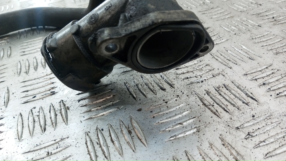 Тройник системы охлаждения