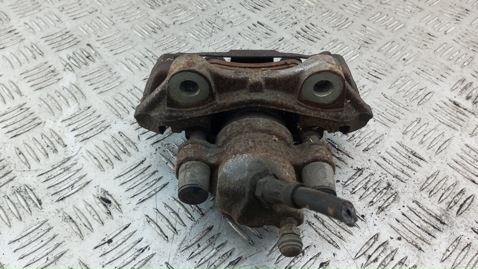 Суппорт задний левый