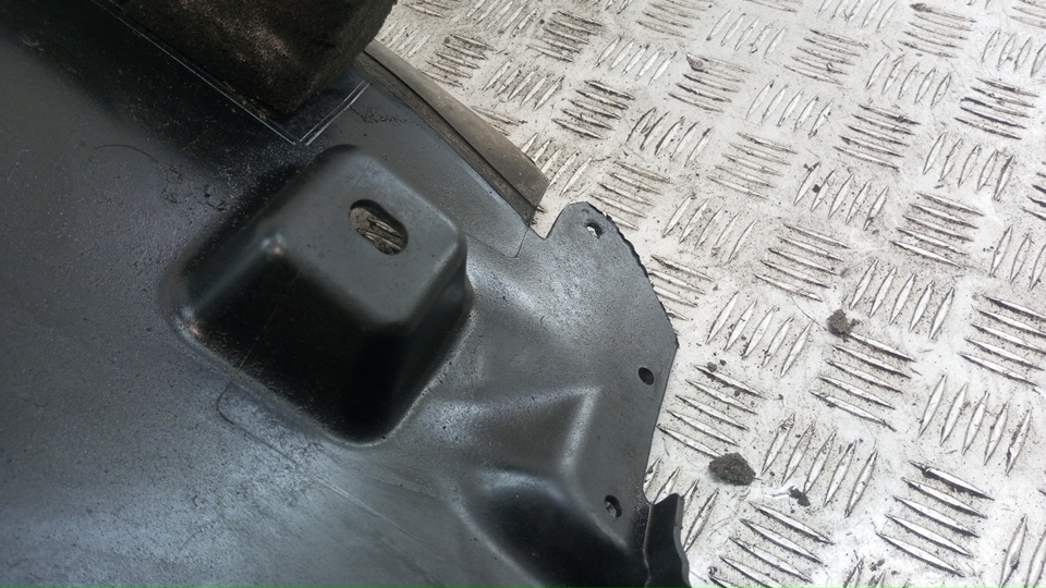 Локер передний правый