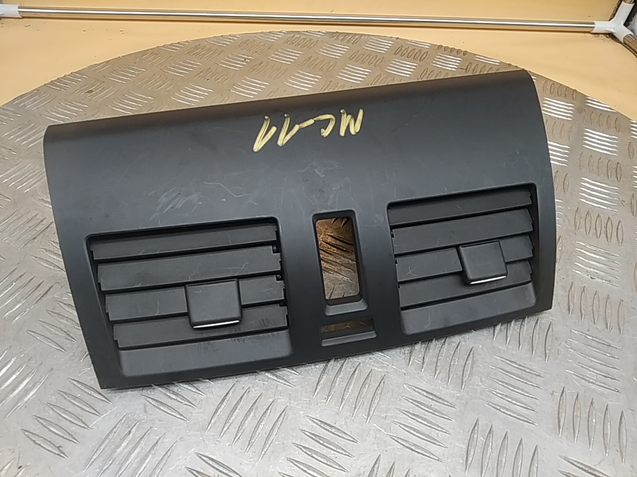 Дефлектор воздушный