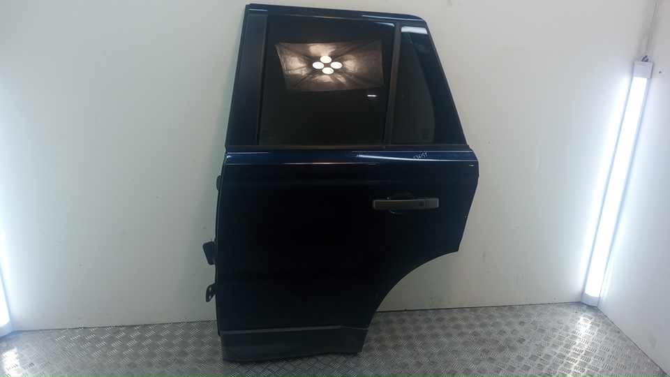 Дверь задняя левая