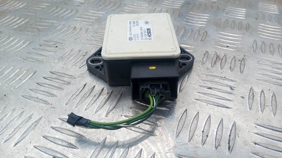 Датчик ускорения