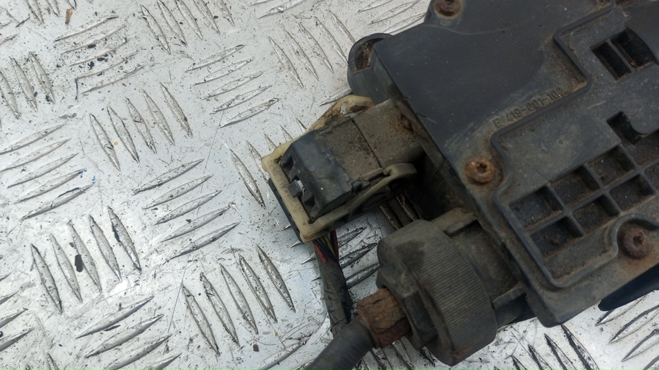 Моторчик стояночного тормоза