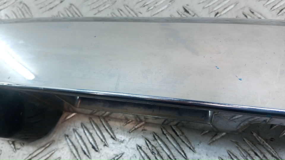 Накладка двери багажника