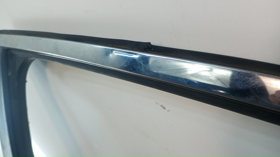 Дверь задняя левая