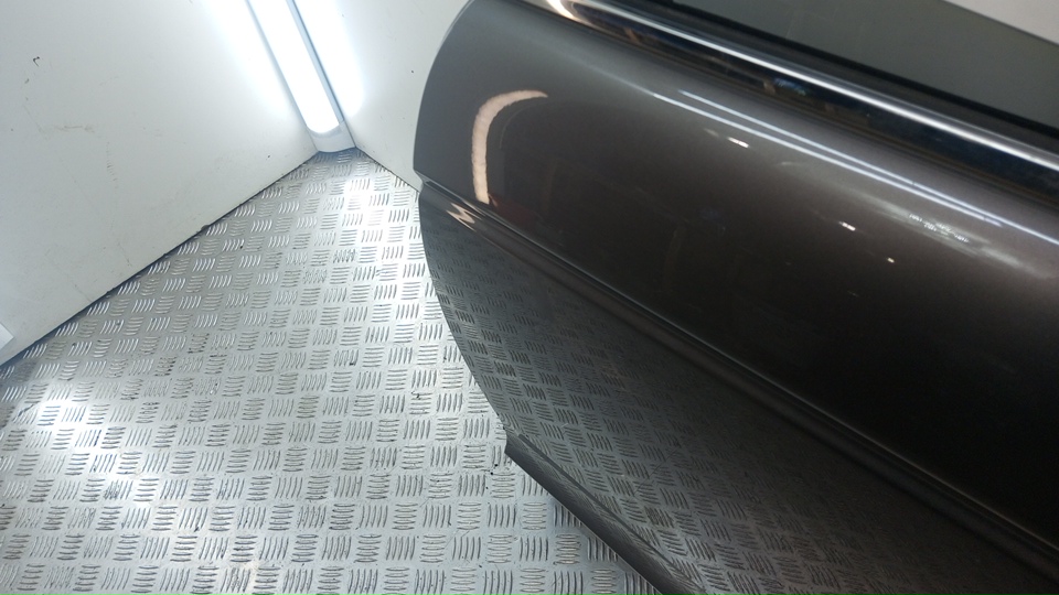 Дверь задняя левая