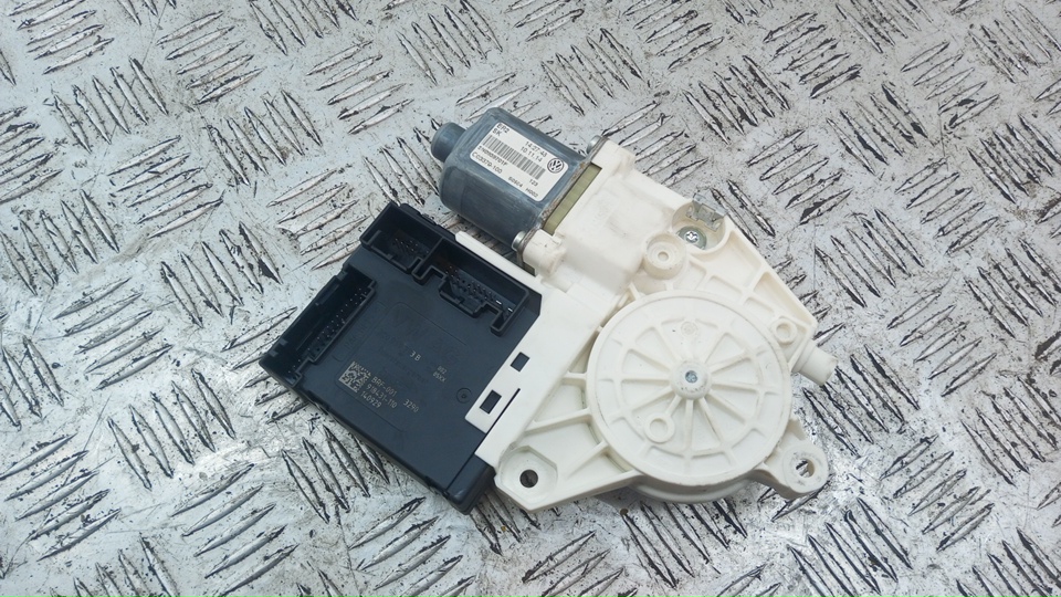 Моторчик стеклоподъемника