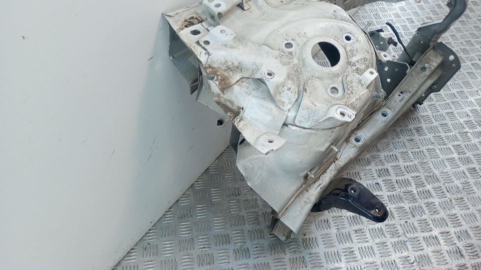 Лонжерон передний левый