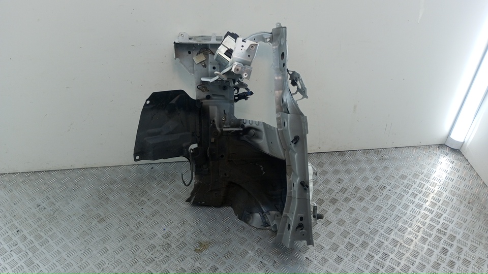 Лонжерон передний левый