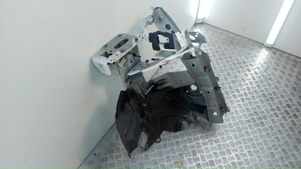 Лонжерон передний левый