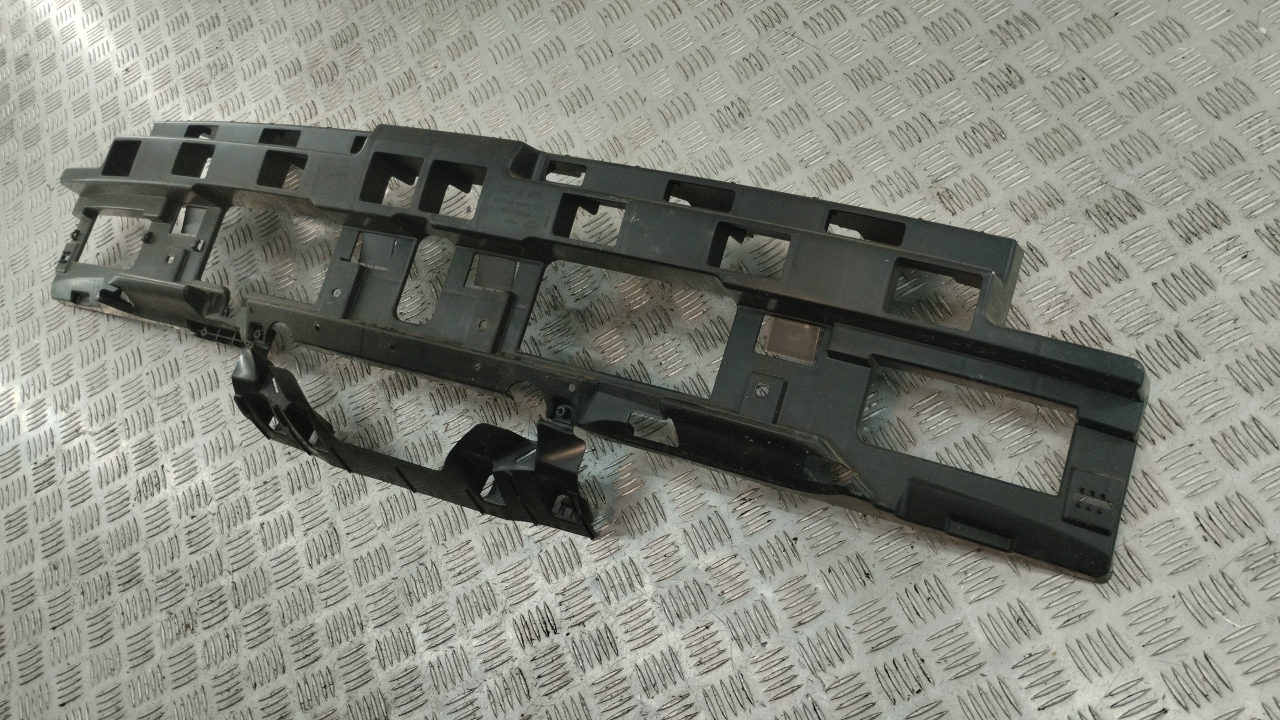 Усилитель заднего бампера