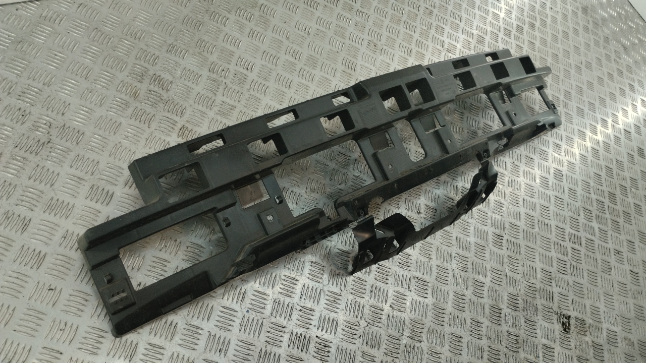 Усилитель заднего бампера