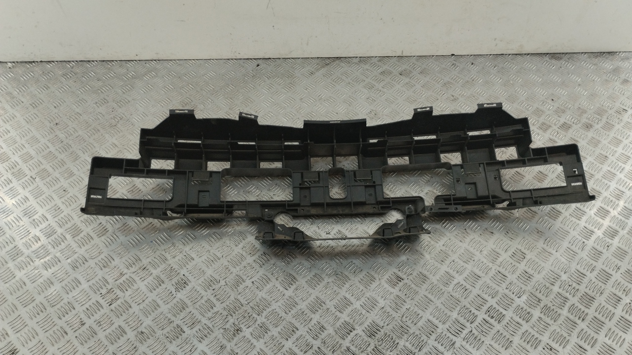 Усилитель заднего бампера