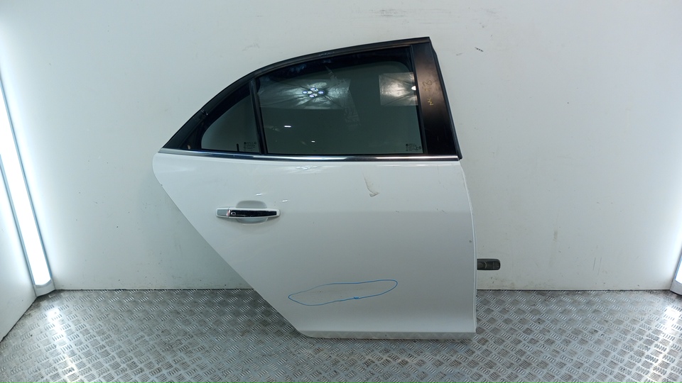 Дверь задняя правая