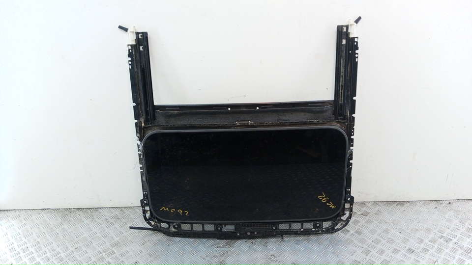 Люк в сборе электрический