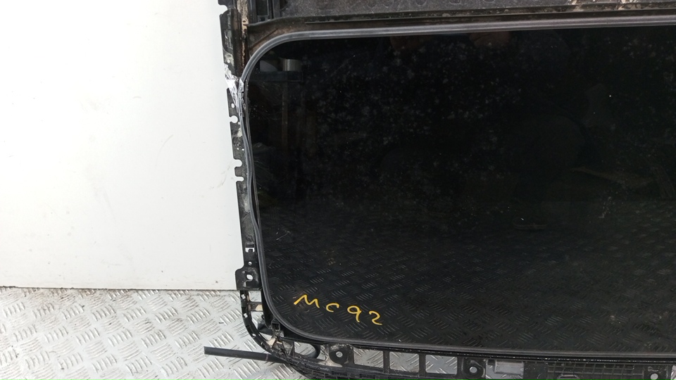 Люк в сборе электрический