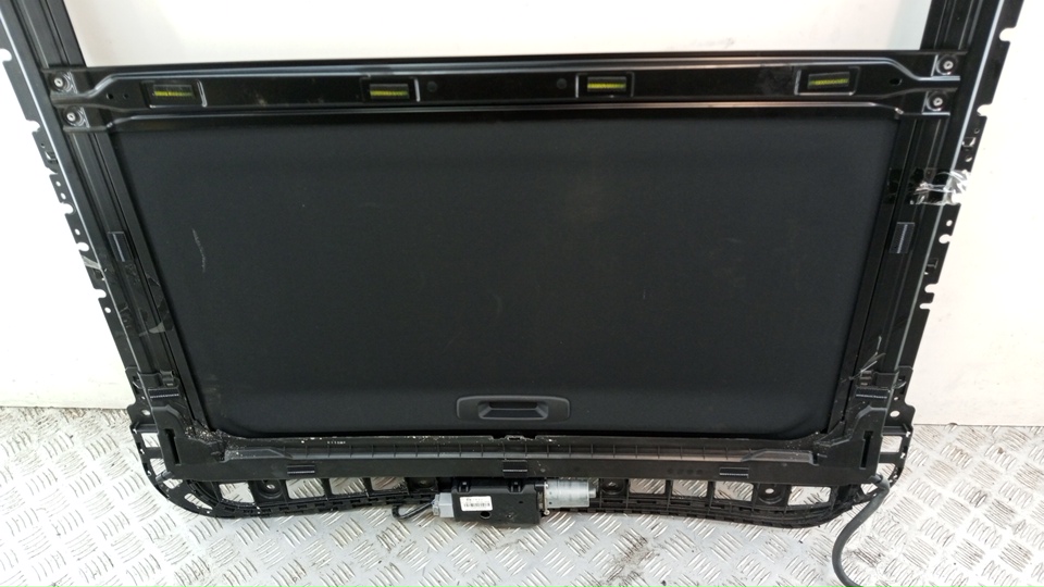 Люк в сборе электрический