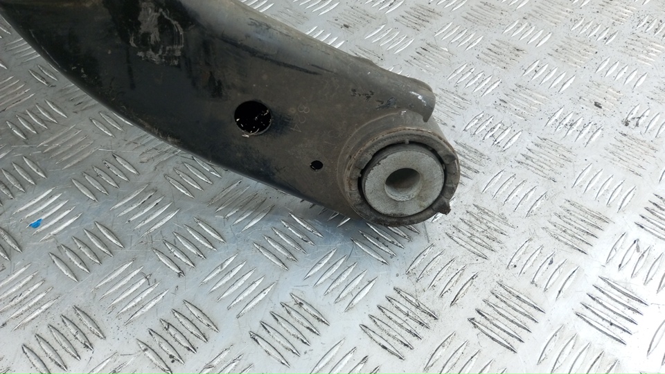 Балка задняя