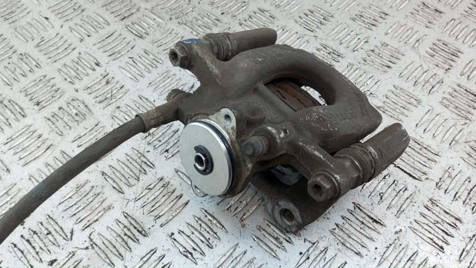 Суппорт задний левый