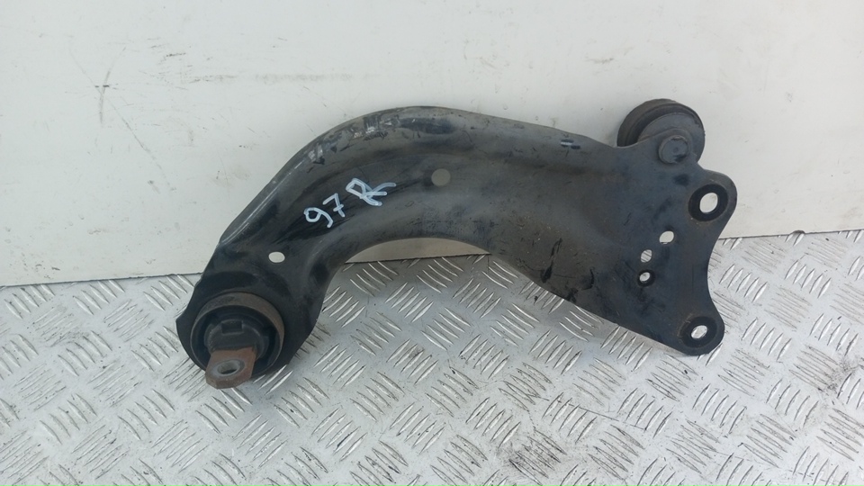 Рычаг задний продольный правый