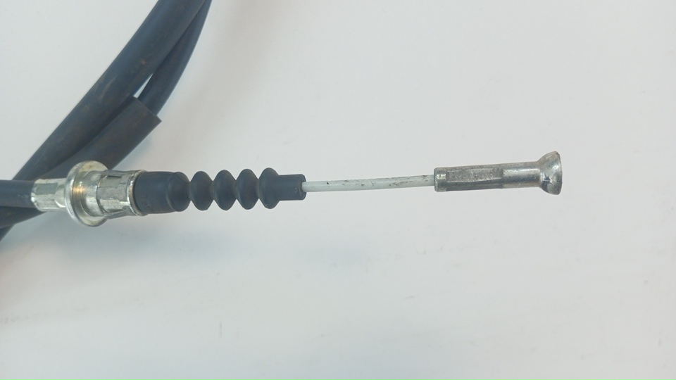 Трос стояночного тормоза левый