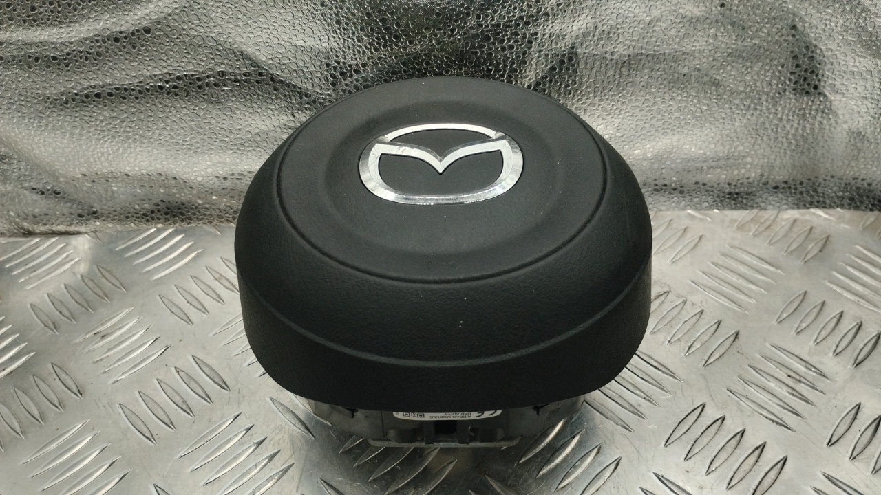 Подушка безопасности в рулевое колесо