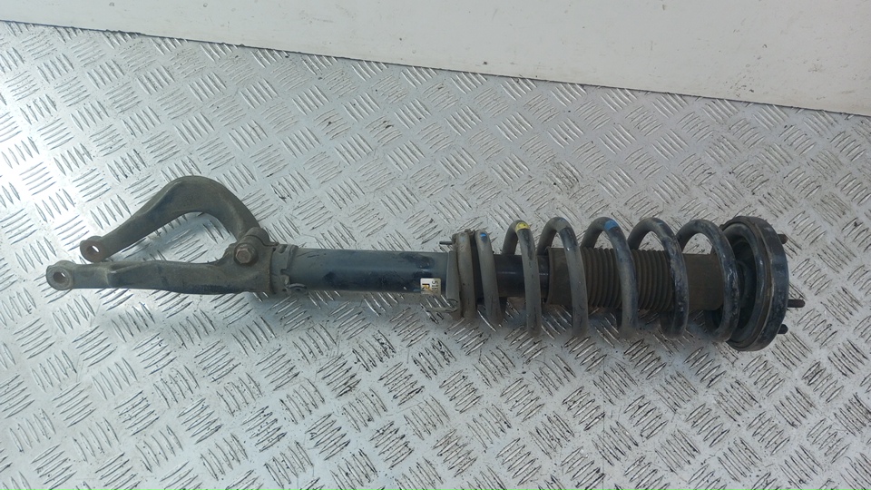 Пружина передняя