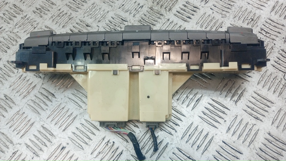 Блок управления климатической установкой