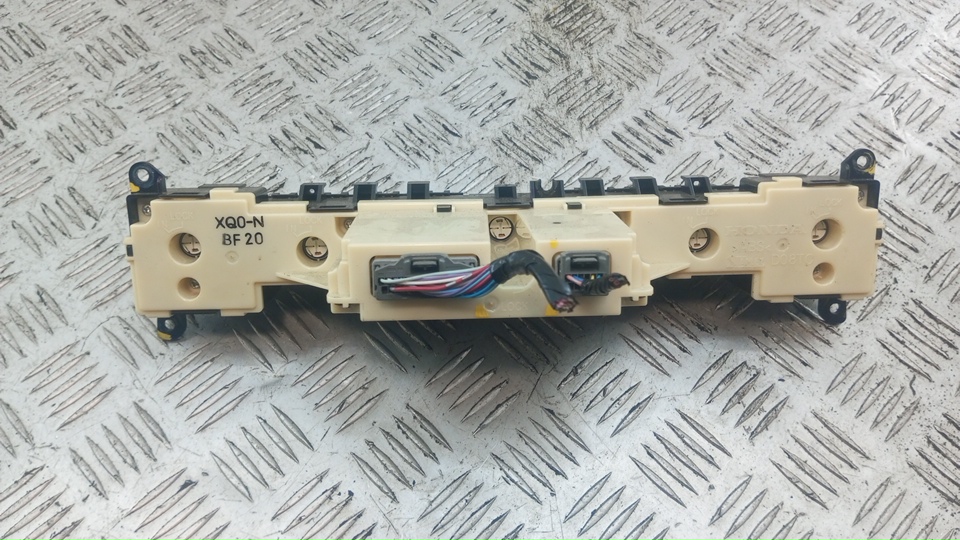 Блок управления климатической установкой