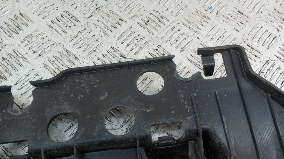 Защита антигравийная