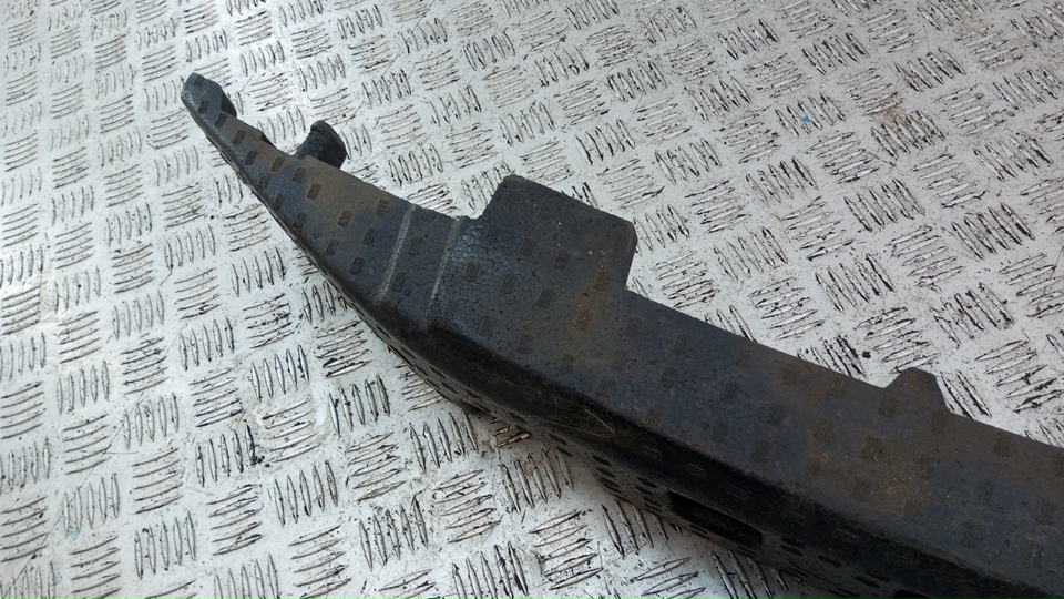 Наполнитель переднего бампера