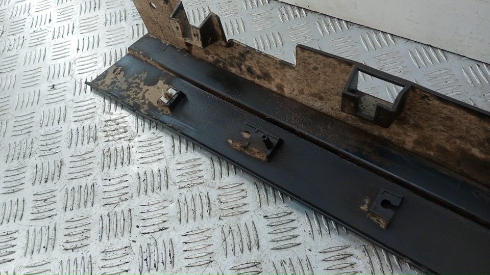 Накладка на порог (наружная)