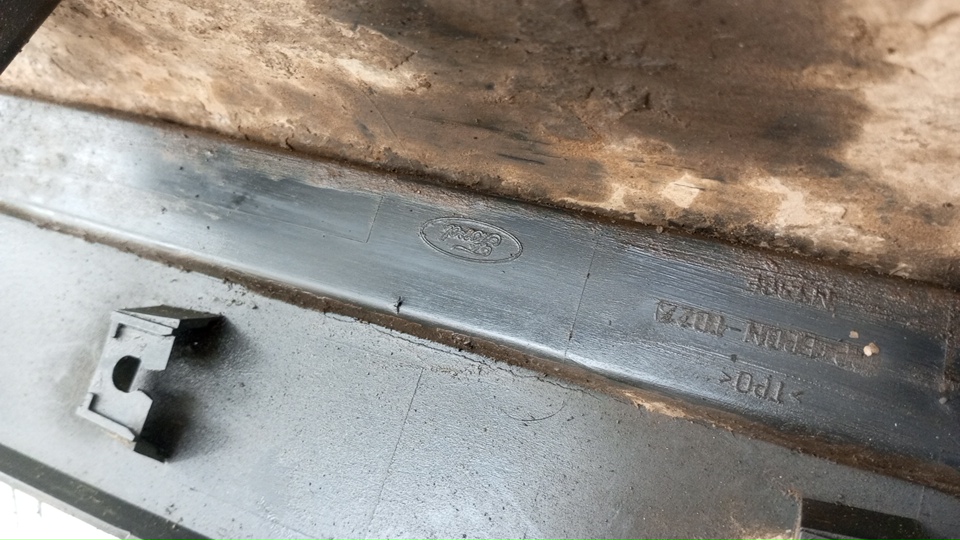 Накладка на порог (наружная)