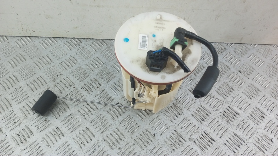 Насос топливный электрический