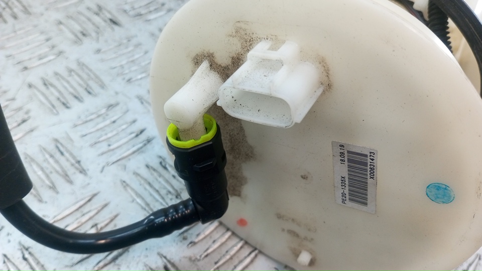 Насос топливный электрический