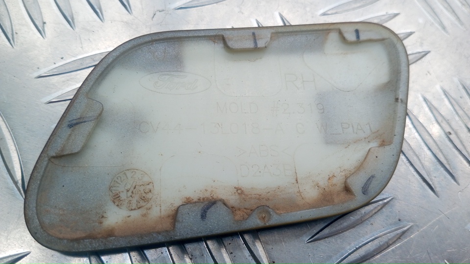 Крышка форсунки омывателя фар