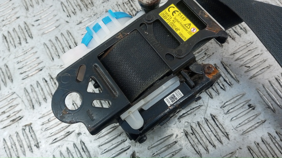 Ремень безопасности с пиропатроном