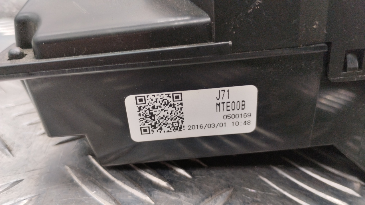 Проектор на лобовое стекло