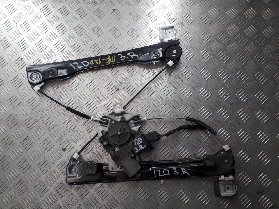 Стеклоподъемник электр. передний правый