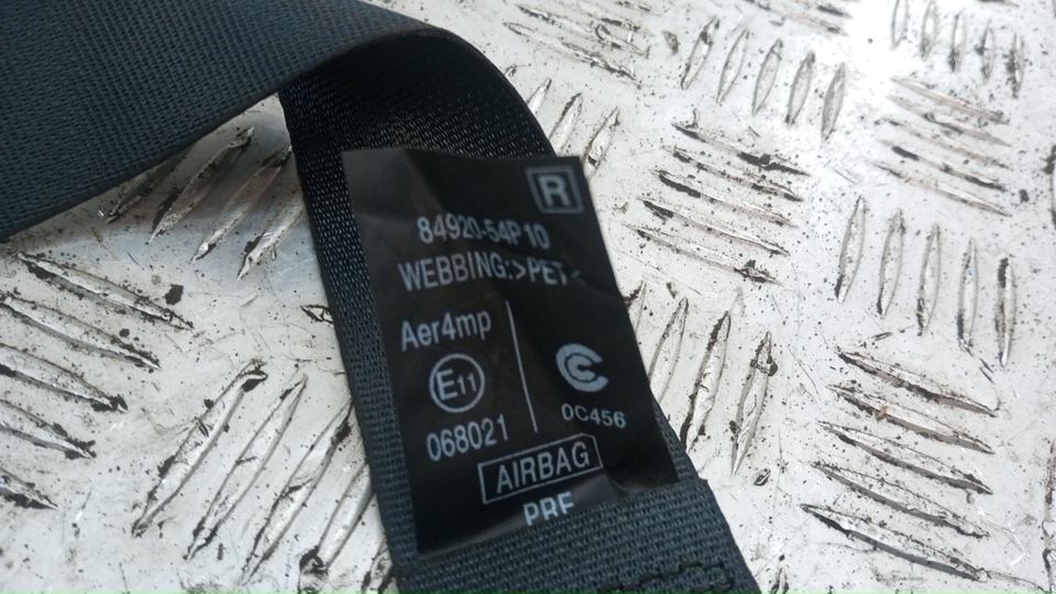 Ремень безопасности с пиропатроном