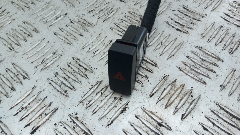 Кнопка аварийной остановки